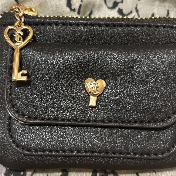 Juicy Couture Faux Leather Black key keychain Women's coin purse Bag wallet - Picture 3 of 5